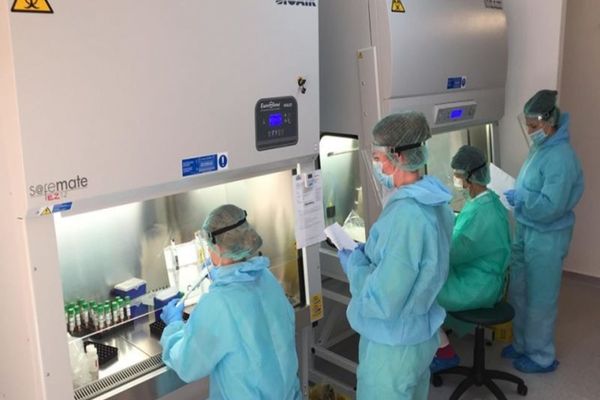 Testare gratuită pentru pacienții oncologici tratați în alte județe 