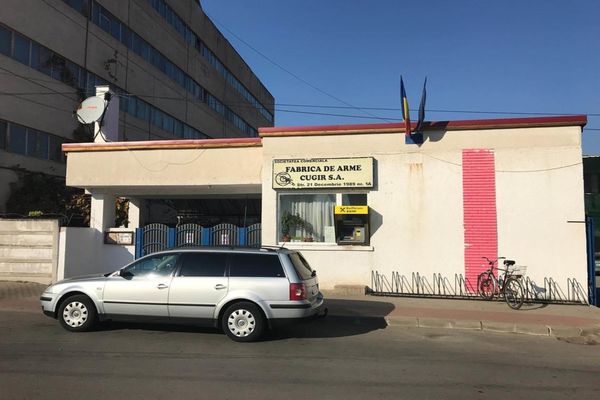 Fabrica de Arme Cugir, pușculița unor băieți deștepți din industria de apărare