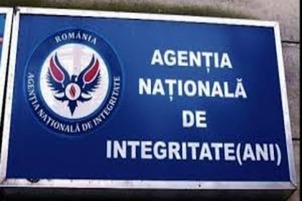 Doi aleși locali din județul Alba, declarați incompatibili de ANI