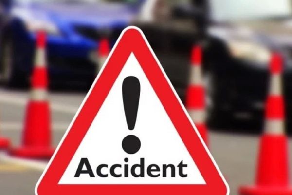 O femeie din județul Iași a produs un accident în Alba Iulia. Trei persoane au ajuns la spital