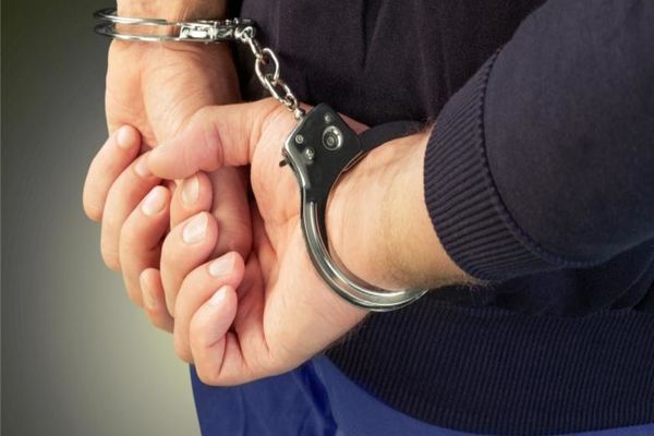 Atitudinea sfidătoare a unui șofer din Ciugud a fost ”răsplătită” cu o noapte în arest