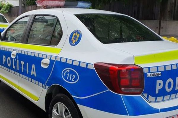 A condus fără să dețină permis