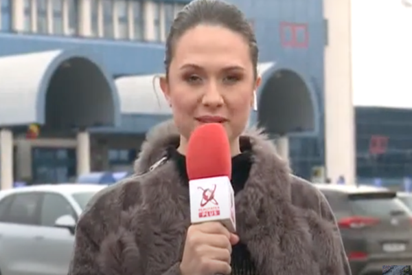 CHECK-IN. Avionul condamnaților chiar există - 30 de români vor ajunge cu o aeronavă în țară, din Marea Britanie