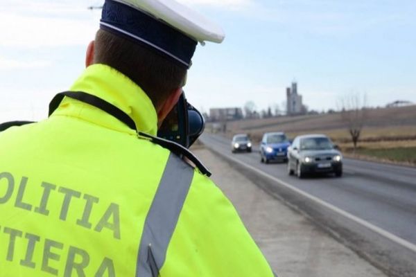 146 de vitezomani, depistați în trafic într-o singură zi