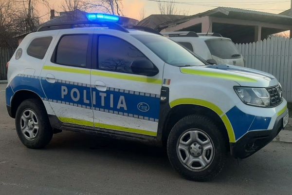 Bărbat din Alba prins conducând o motocicletă neînmatriculată