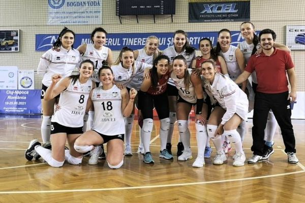 CSM Volei Alba Blaj şi CS Dinamo Bucureşti vor juca finala Cupei României
