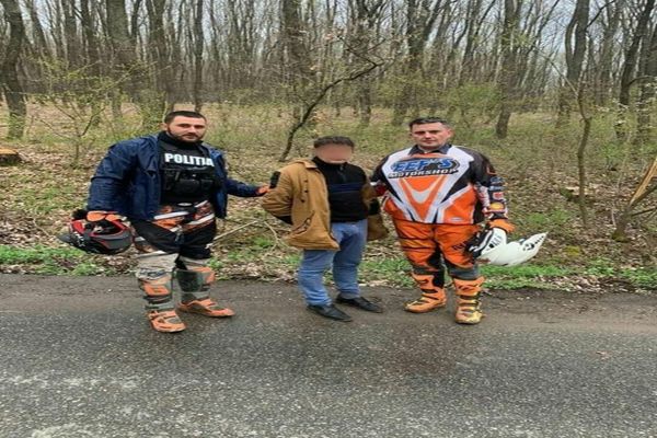 Ei sunt polițiștii care au prins criminalul din Alba