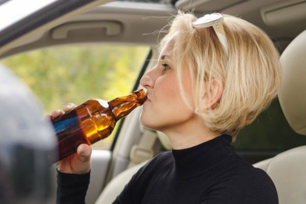 Șoferiță beată, depistată de polițiști 