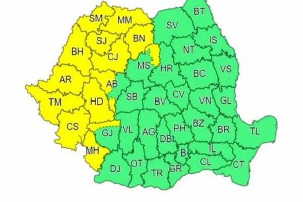 Vestul țării intră sub cod galben de vreme rea: vânt puternic, ploi torențiale și grindină