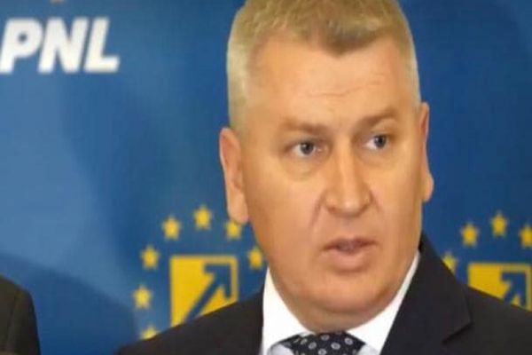 Deputatul liberal Florin Roman: ”Mulţi din zona rurală fac mulţi copii şi alocaţia devine principala formă de sursă de venit a familiei”