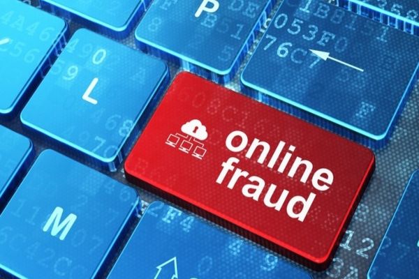 Mare atenție! Un procent uriaș din populație a căzut victimă acestui tip de fraudă online. Nu dați click când vedeți asta
