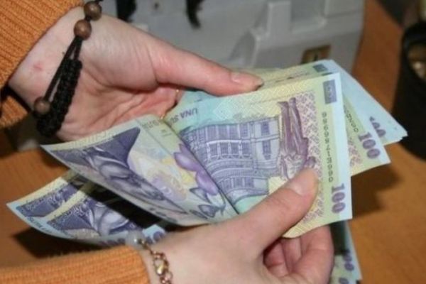 Salariul minim nu va mai fi impozitat din 2022 - Ce conține programul pilot privind salarizarea