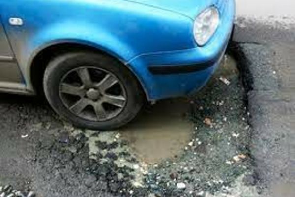 Consiliu Judeţean Alba obligat să plătească daune pentru un accident. Care este motivul