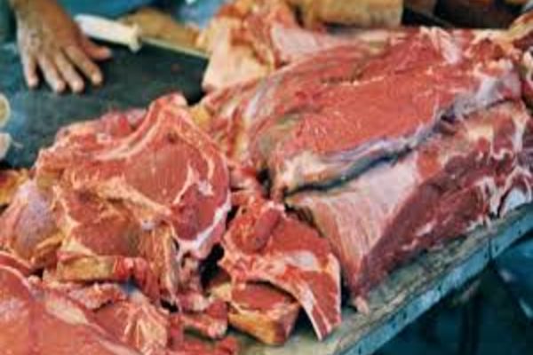 Vești foarte proaste - Se scumpește carnea, în România, cu 25%, lunile următoare