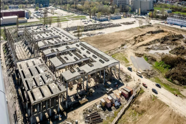 CULISELE STATULUI PARALEL. Uzina Semănătoarea, de la combine, la „combinații”