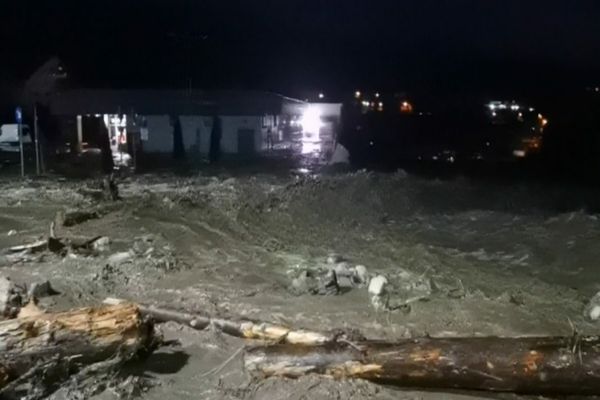 24 de județe afectate de inundații vor primi bani de la Guvern