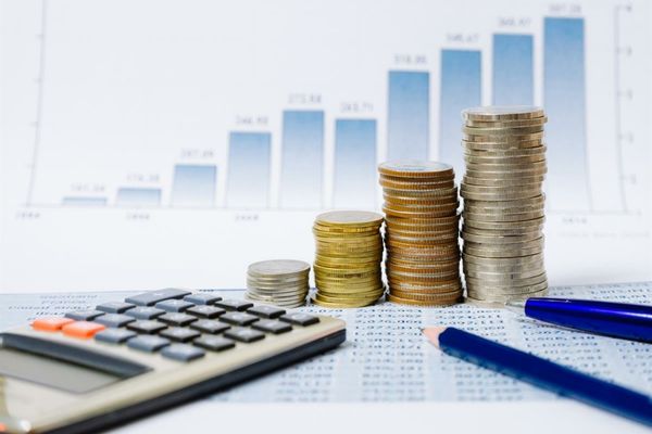 Ministrul Finanțelor anunță primele date despre bugetul pentru 2022 - Ce se întâmplă cu taxele din România