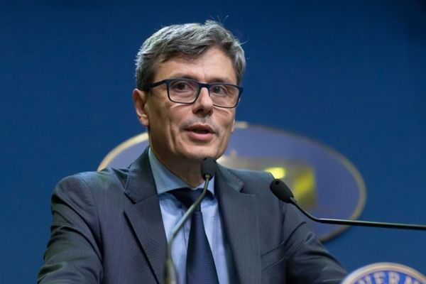 Ministrul Virgil Popescu: Avem o criză a gazelor naturale, care este o criză artificială creată de Federaţia Rusă, prin Gazprom