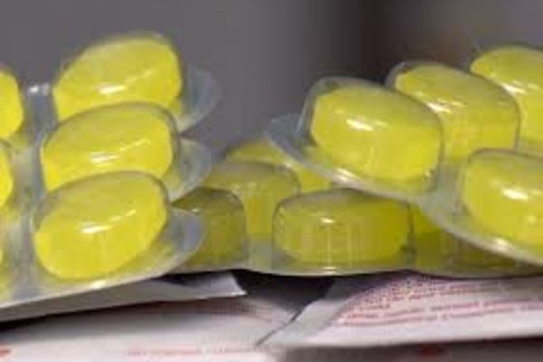 Avertisment de sezon: Toate comprimatele de supt conțin aditivi și cantități semnificative de zahăr