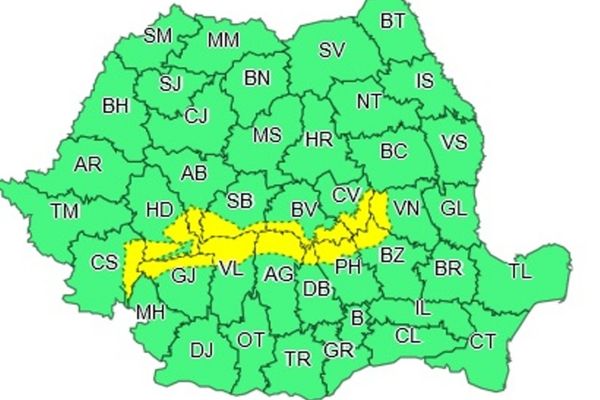 Atenționare COD GALBEN de ninsori la munte. Rafale de vânt de peste 80-90 km/h