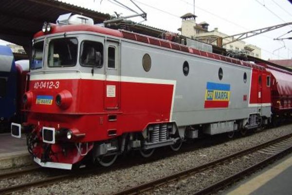 Guvernul a cedat în fața sindicatelor de la CFR. Ministerul Transporturilor anunță CREȘTEREA salariilor