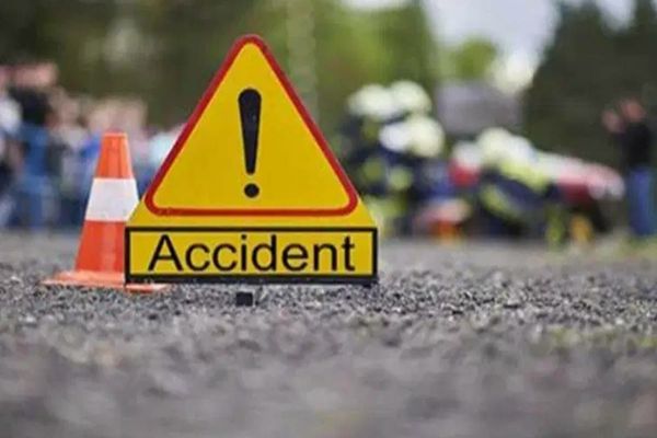 Accident în Vințu de Jos! O șoferiță a ajuns la spital