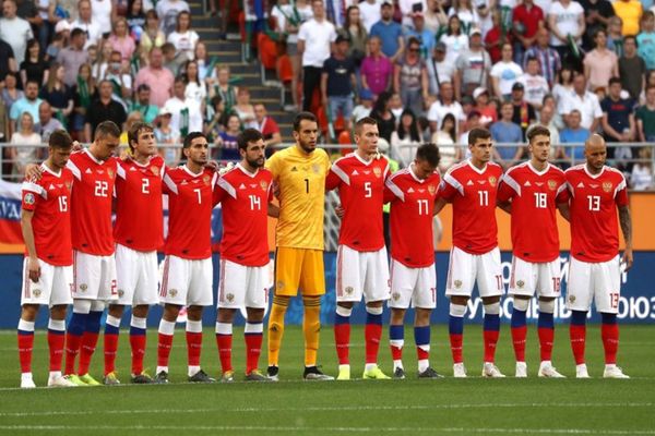 Rusia: 2 ani de suspendare din partea FIFA