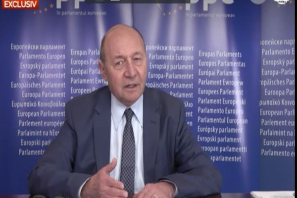 Traian Băsescu a fost externat 