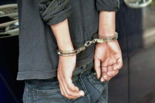 Din arest la domiciliu, în arest preventiv