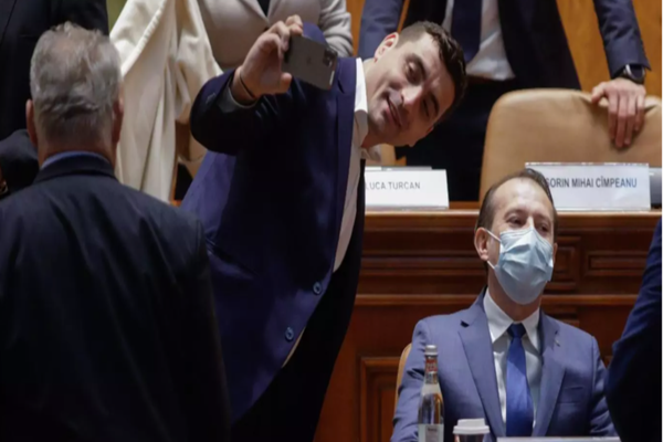 VIDEO - Scandal în Parlament - S-au aruncat acuzații grele între George Simion, Stelian Ion și Simonis Alfred - Care a fost motivul