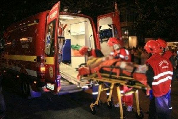 Un bărbat din Pitești a ieșit să fumeze pe balcon și a căzut! 