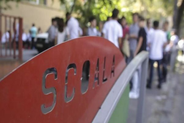 Începe anul școlar. Ce se întâmplă cu măștile de protecție. Anunțul ministrului Sănătății