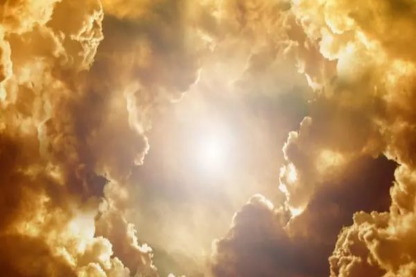 Cod galben și portocaliu de ploi, vijelii și grindină - Caniculă în Capitală