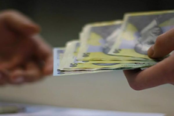 RATELE românilor care au creditele calculate în IRCC se vor DUBLA, în 2023! Previziuni SUMBRE pentru anul următor