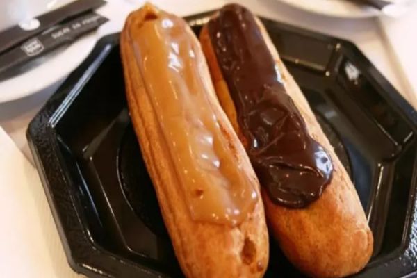 Zeci de nuntași, internați cu salmonella - printre ei, un bebeluș de 10 luni. O persoană, în stare gravă la ATI