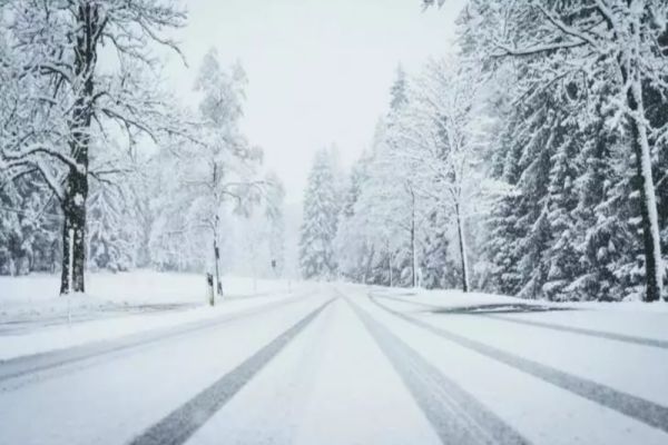 Vremea 17 noiembrie - Ninsori puternice la munte, unde va ninge astăzi