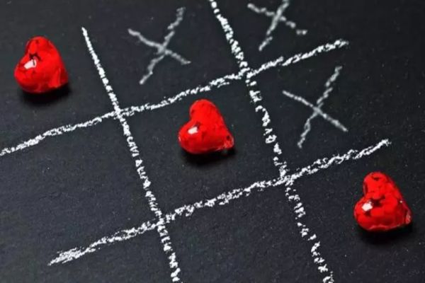 3 zodii care nu pot sta fără amant - triunghiuri amoroase riscante. Horoscopul minciunii