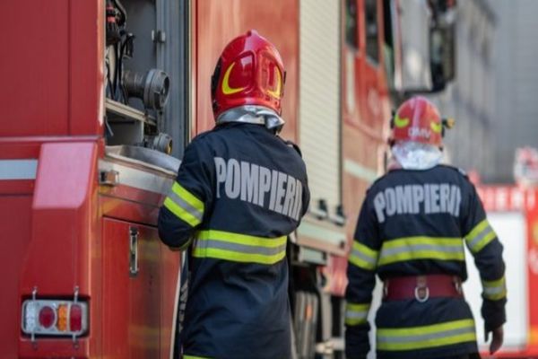 Și-a găsit sfârșitul în locuința cuprinsă de flăcări