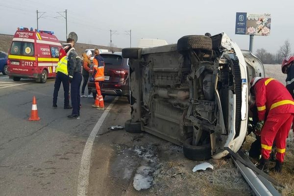 ACCIDENT în Alba Iulia- două persoane au ajuns la spital