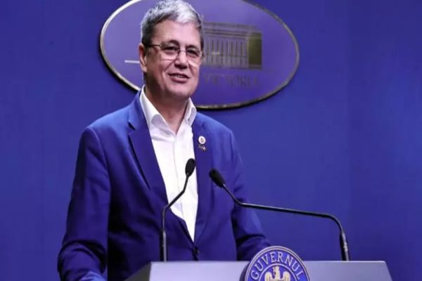 Primele plăţi cu cardul de energie se fac mai devreme - Modificările anunțate de ministrul Boloș