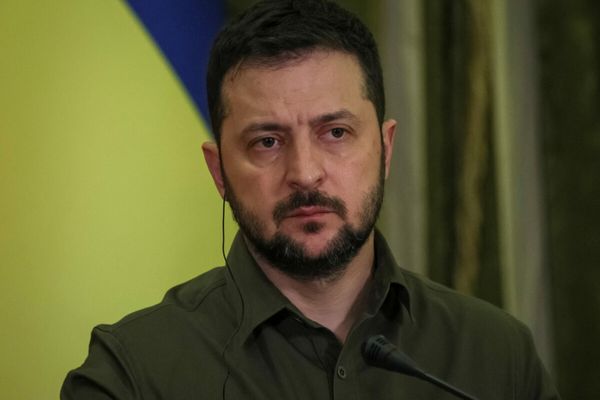 MATERNITATE DISTRUSĂ ȘI ZECI DE VICTIME DUPĂ UN NOU VAL DE ATACURI RUSEȘTI ÎN UCRAINA