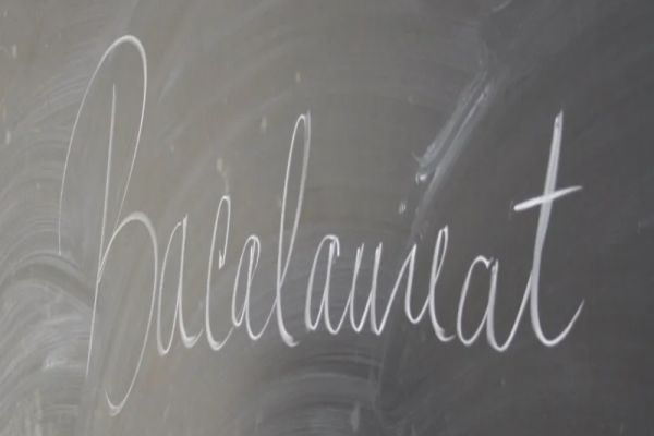 Surse: se ia în calcul mutarea probelor de competenţe de la Bacalaureat după susţinerea celor scrise