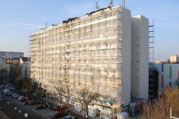 Reabilitarea termică a locuințelor, gratuită pentru românii vulnerabili