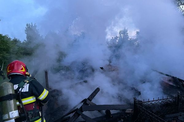 Anexă gospodărească făcută scrum în Ocna Mureș