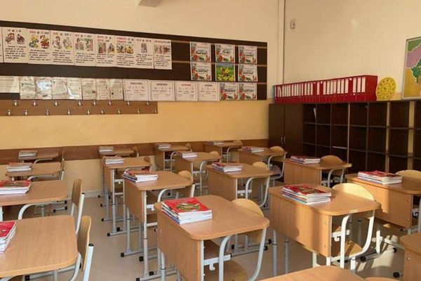 Guvernul le oferă prime profesorilor ca să oprească greva 