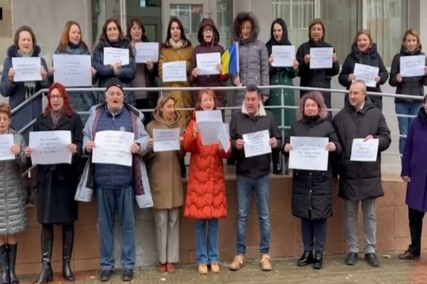 Angajații DSP-urilor NU renunță la proteste