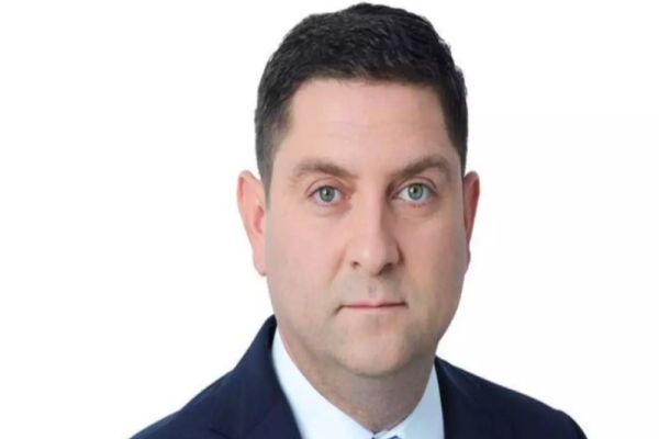 TU DECIZI. Dosar de candidat. Bogdan Cojocaru, prefectul acuzat că a transformat instituția în birou PSD