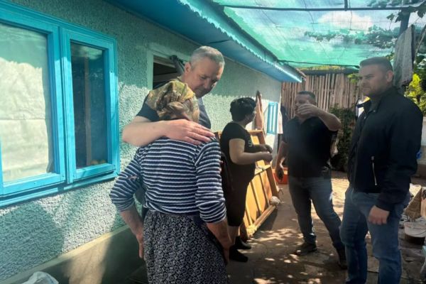 MINIȘTRII PNL, ÎMPREUNĂ CU LIDERUL PARTIDULUI, NICOLAE CIUCĂ, PREZENȚI ÎN GALAȚI. ACȚIUNI ÎN FORȚĂ, INTERVIN MINIȘTRII PREDOIU, BURDUJA, DECA ȘI FECHET