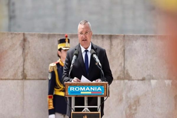 CIUCĂ, REMARCĂ IRONICĂ LA ADRESA CONTRACANIDATULUI SĂU LA ALEGERILE PREZIDENȚIALE: 3 DE BRAVO PENTRU MARCEL CIOLACU!