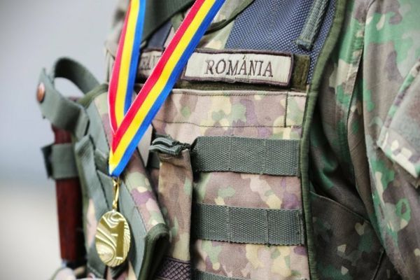 ÎNSCRIERILE PENTRU CURSURI ÎN ÎNVĂŢĂMÂNTUL POSTLICEAL MILITAR, ÎN PLINĂ DESFĂȘURARE